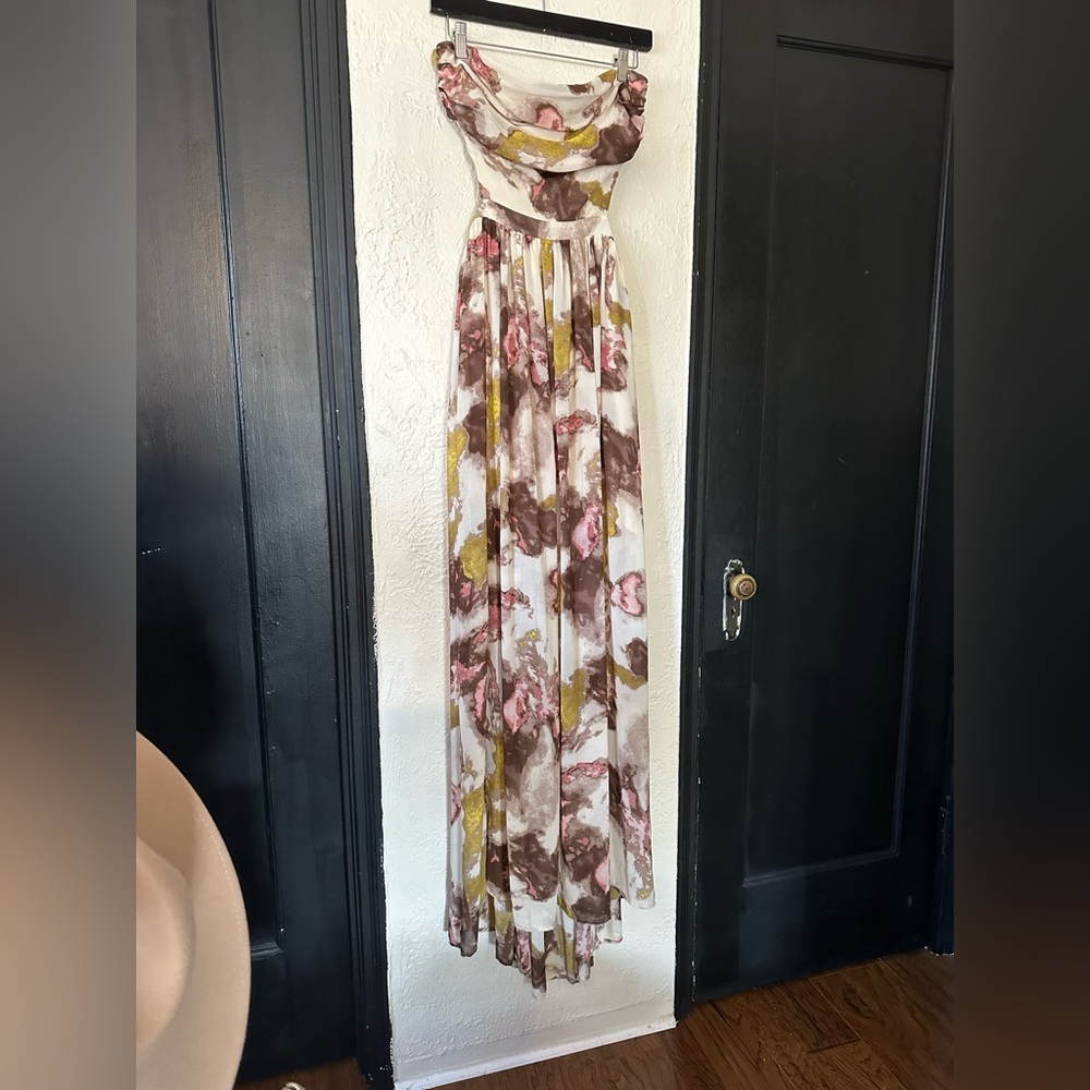 Fashion Nova Maxi Dress  - Size L - Excellent Condition - Picture 5 of 5